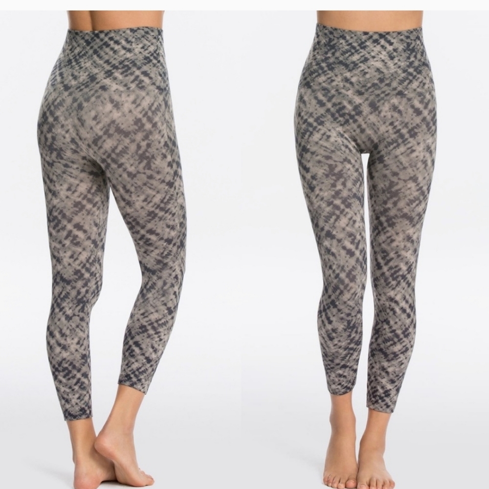 Spanx Look at Me Now Gray Green Watercolor Seamless Leggings